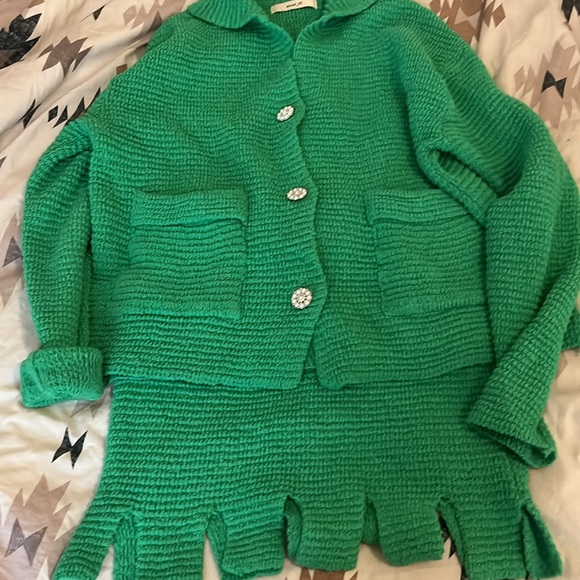 Source Unknown two piece set - Picture 5 of 5